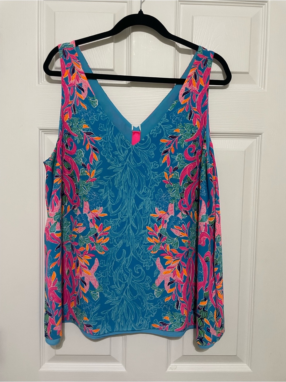 Lilly Pulitzer Florin V-Neck Top - Size XL
